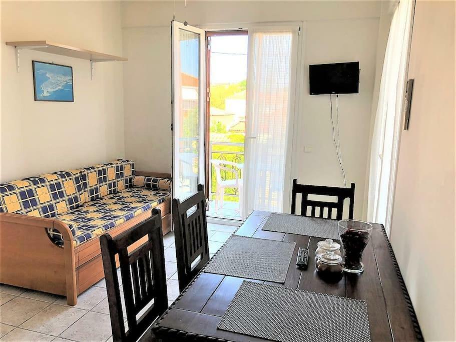 Mythos Suites-Apollo Apartment Methoni  Extérieur photo